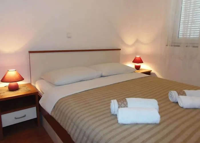 Apartament In With Sea View, Balcony, Air Conditioning, W-lan 4623-1 *
